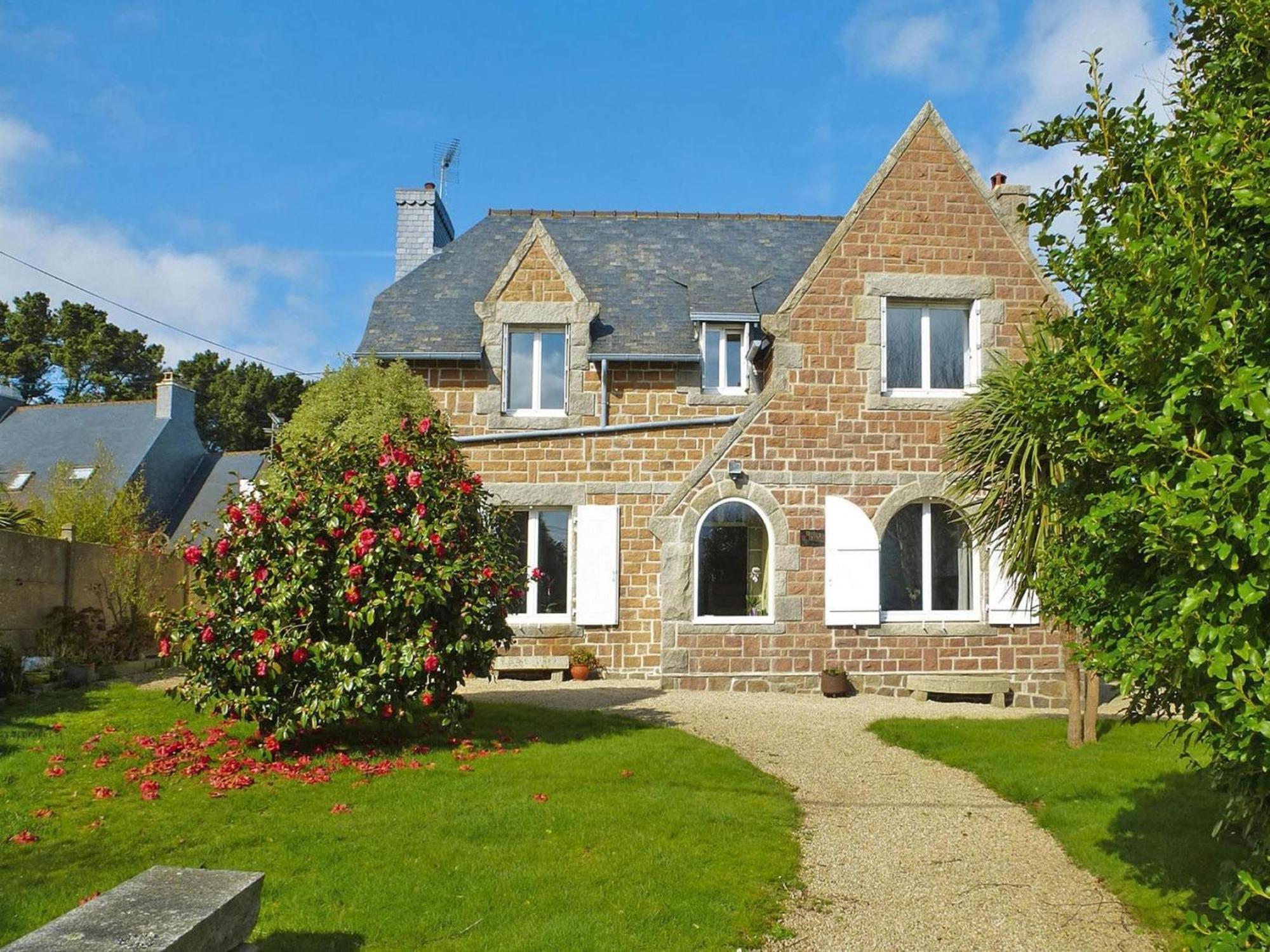 Holiday Home In A Quiet Location Near The Coast 플뢰뮈르보두 외부 사진